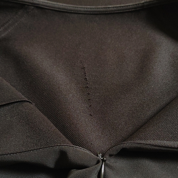 JÖN Black Pointed Hem Skirt 4 - Picture 5 of 10